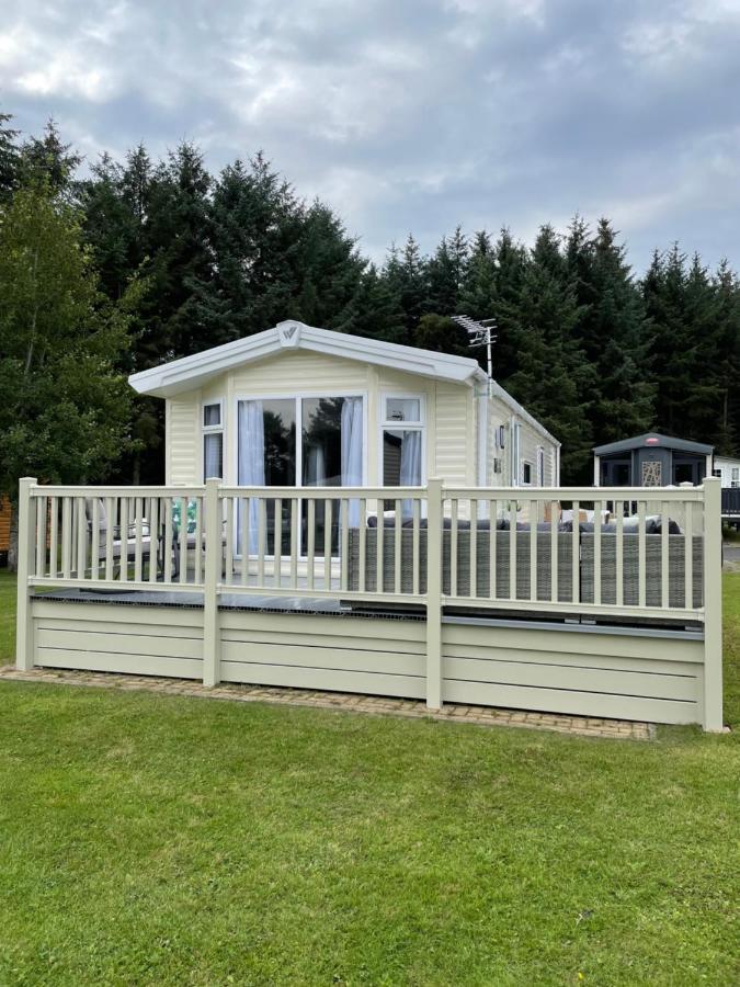 Lazy Bear Lodge Northumberland Swarland Exterior photo